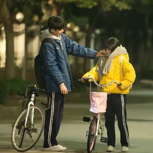 把坤寒定眼视频
